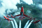 Red Arrows in formation